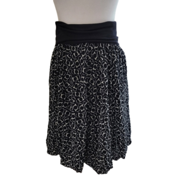CAbi The Free Spirit Mesh Bubble Hem Skirt Size Small - Picture 1 of 10